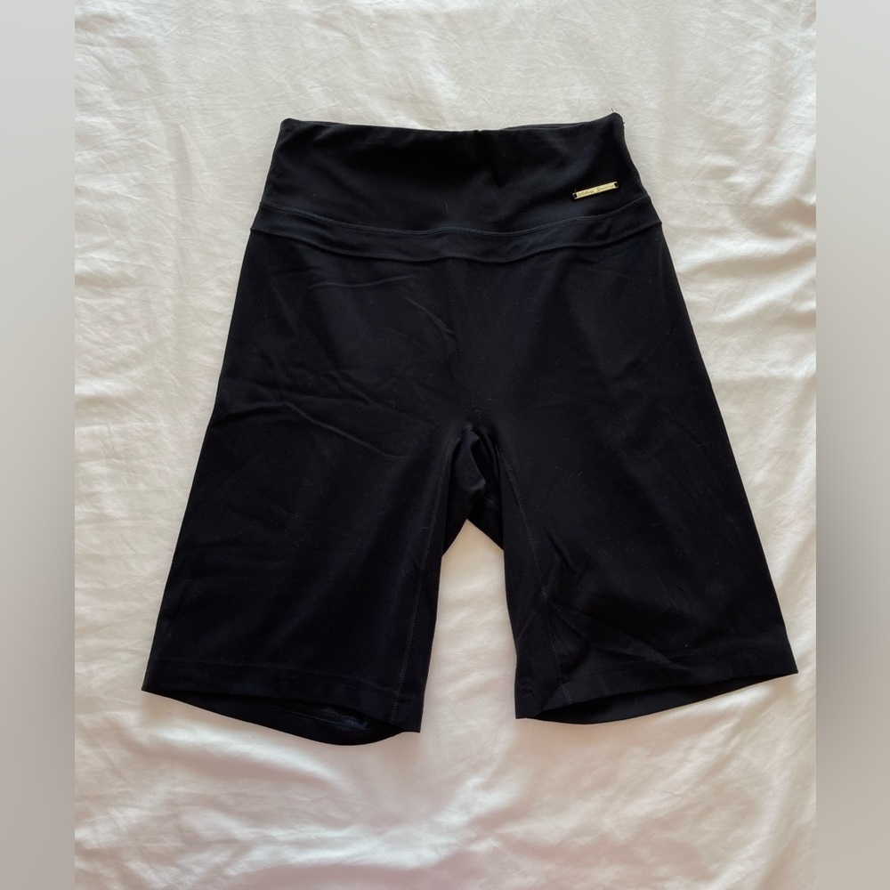 Gymshark Whitney Simmons Cycling Short in black, size small!
